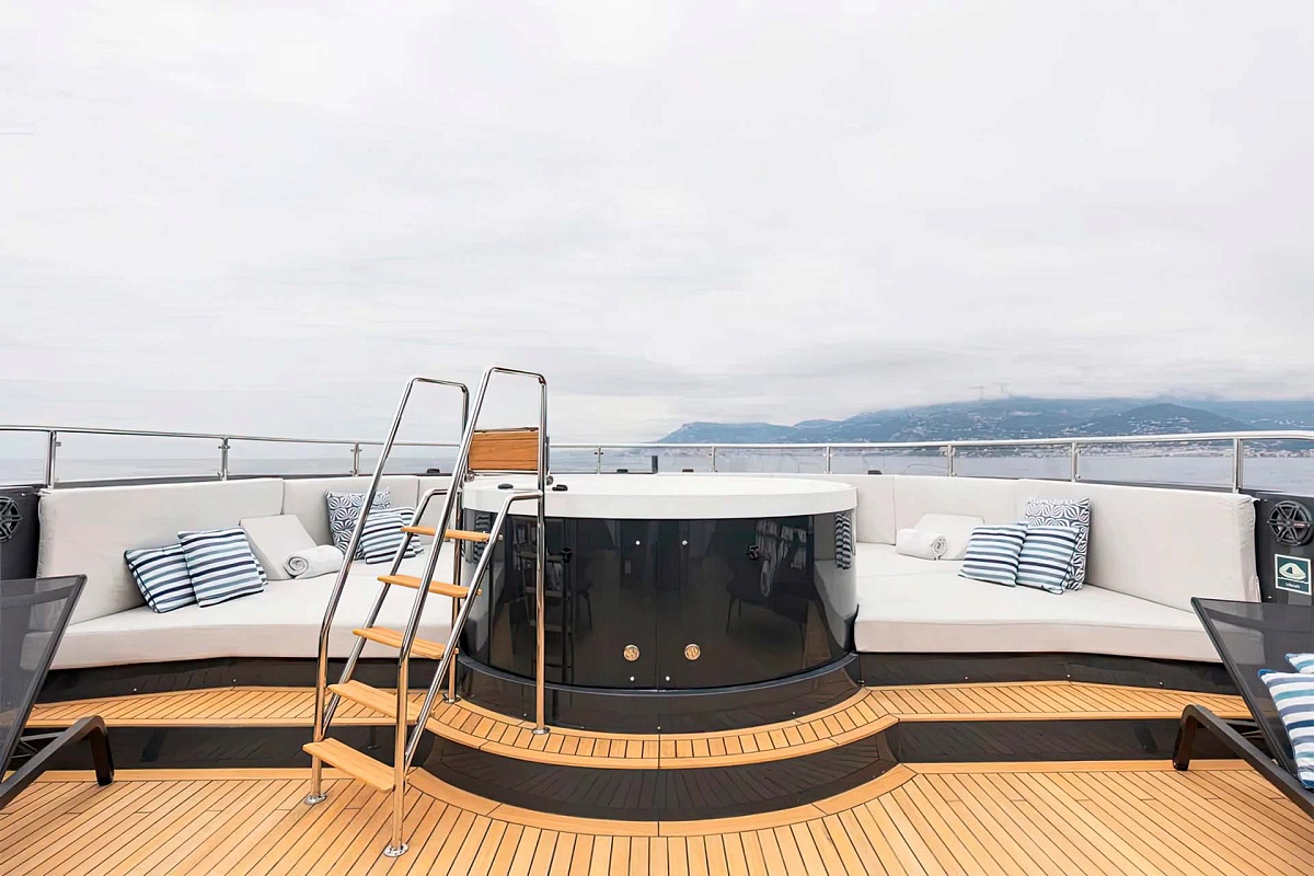 Аренда яхты Ocean Pearl на Лазурном берегу